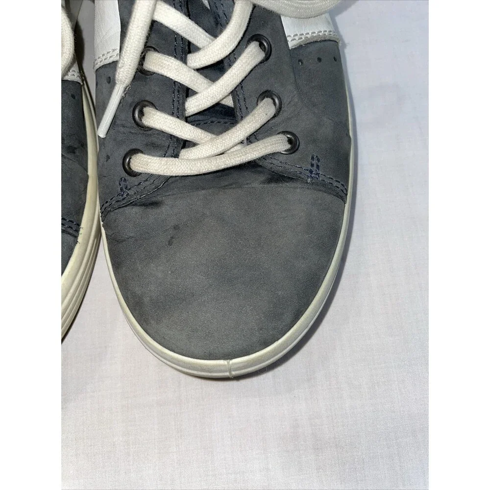 Ecco Casual Sneakers Mens Size 42 U.S. 8 M Gray Slate Leather Lace Up Grip Sole